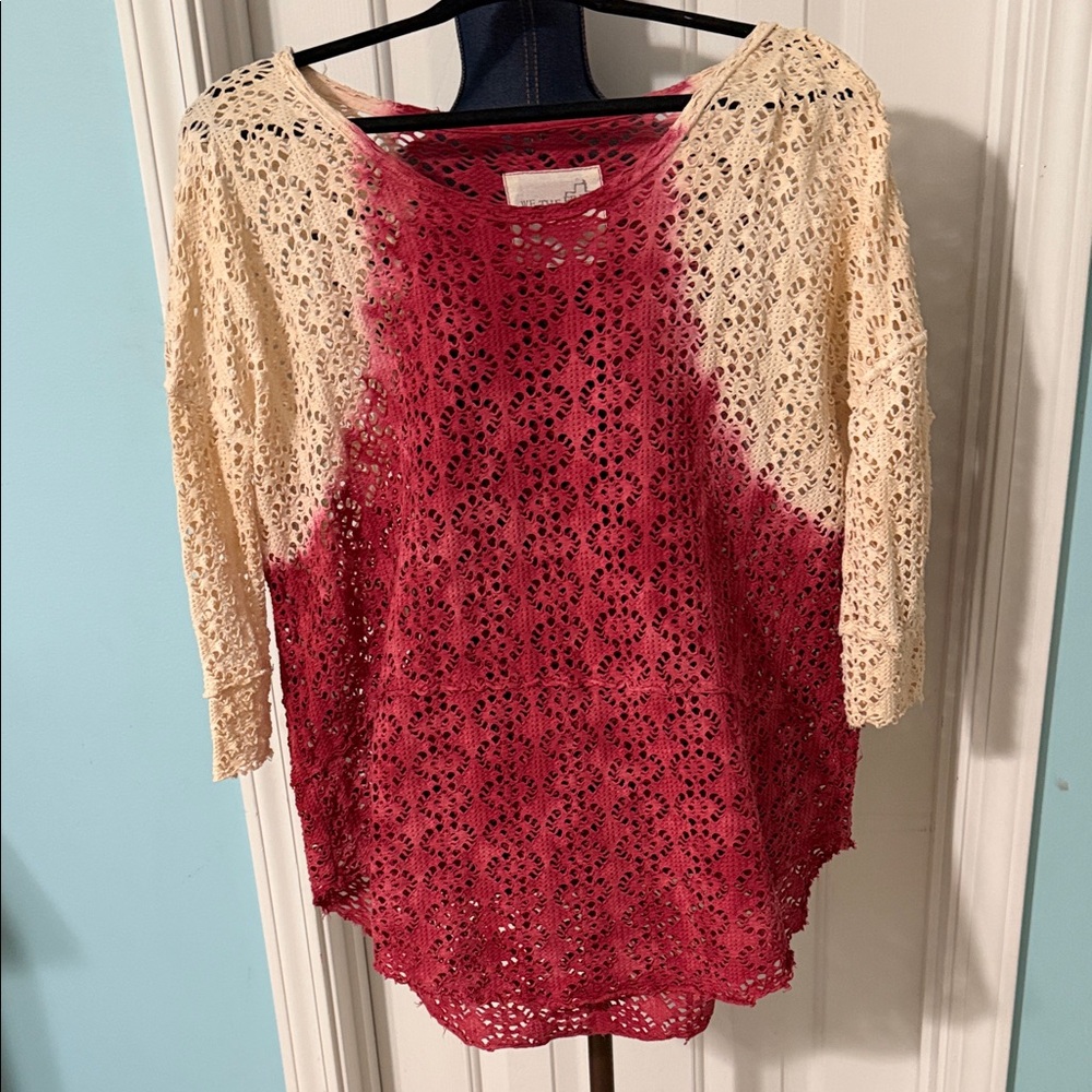 Elegant Lace Knit Top - Red and Cream
